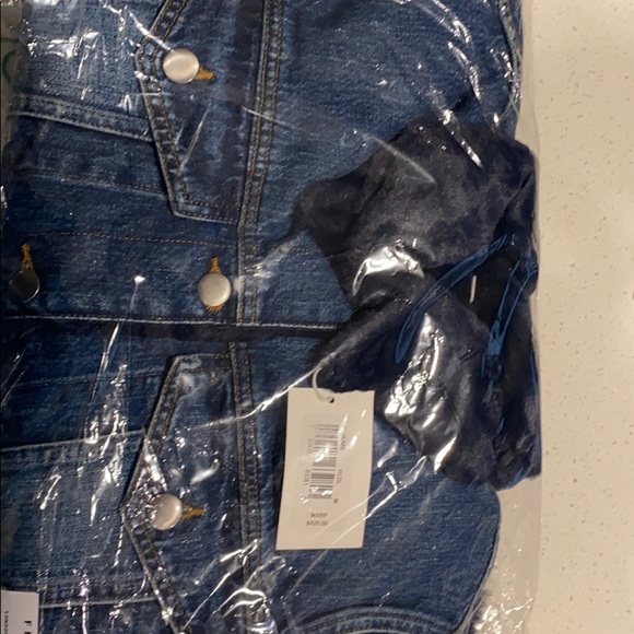 FAUX FUR-LINED DENIM JACKET - Picture 1 of 2